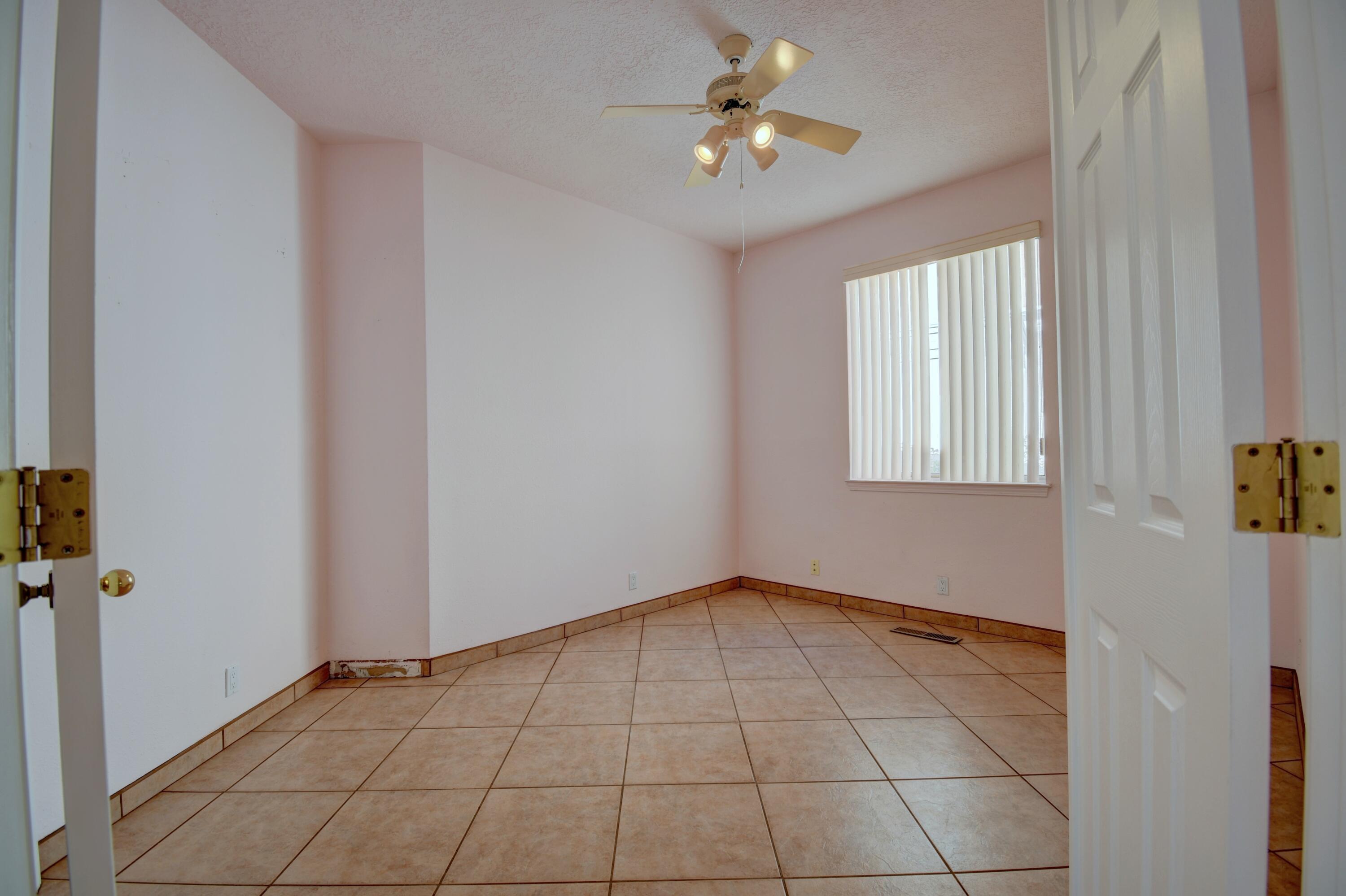 Photo 14 — 11936 Oryx Place NE