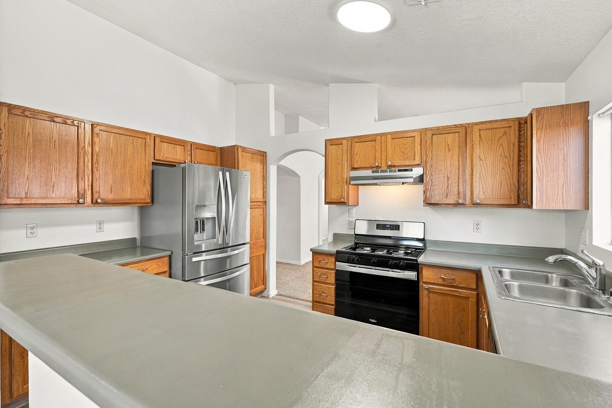 Photo 18 — 4752 Kelly Way NE
