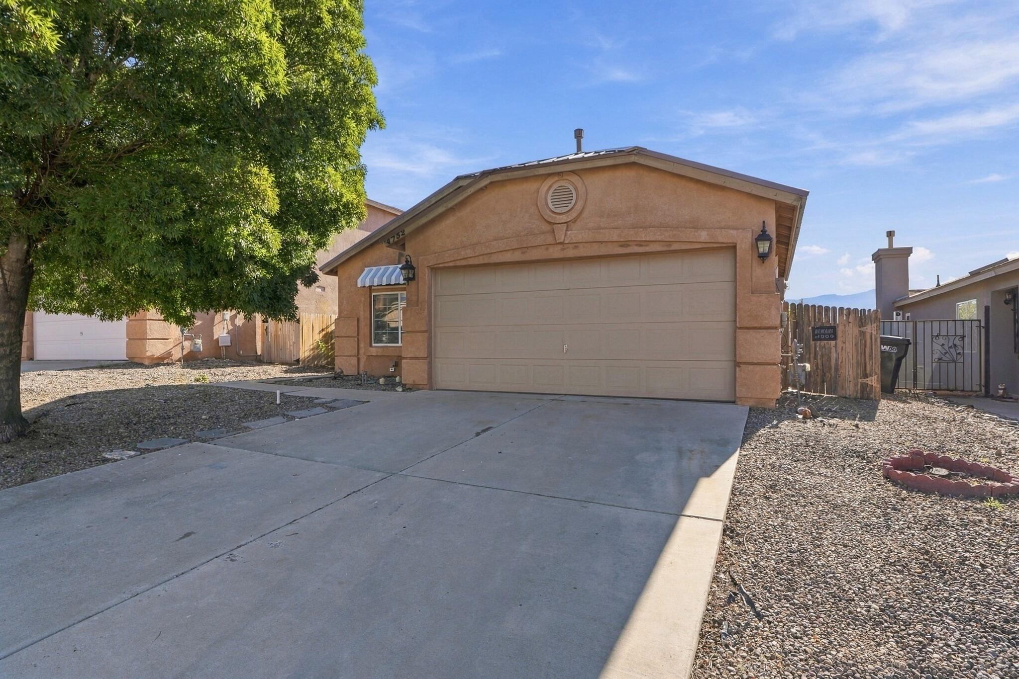 Photo 9 — 4752 Kelly Way NE
