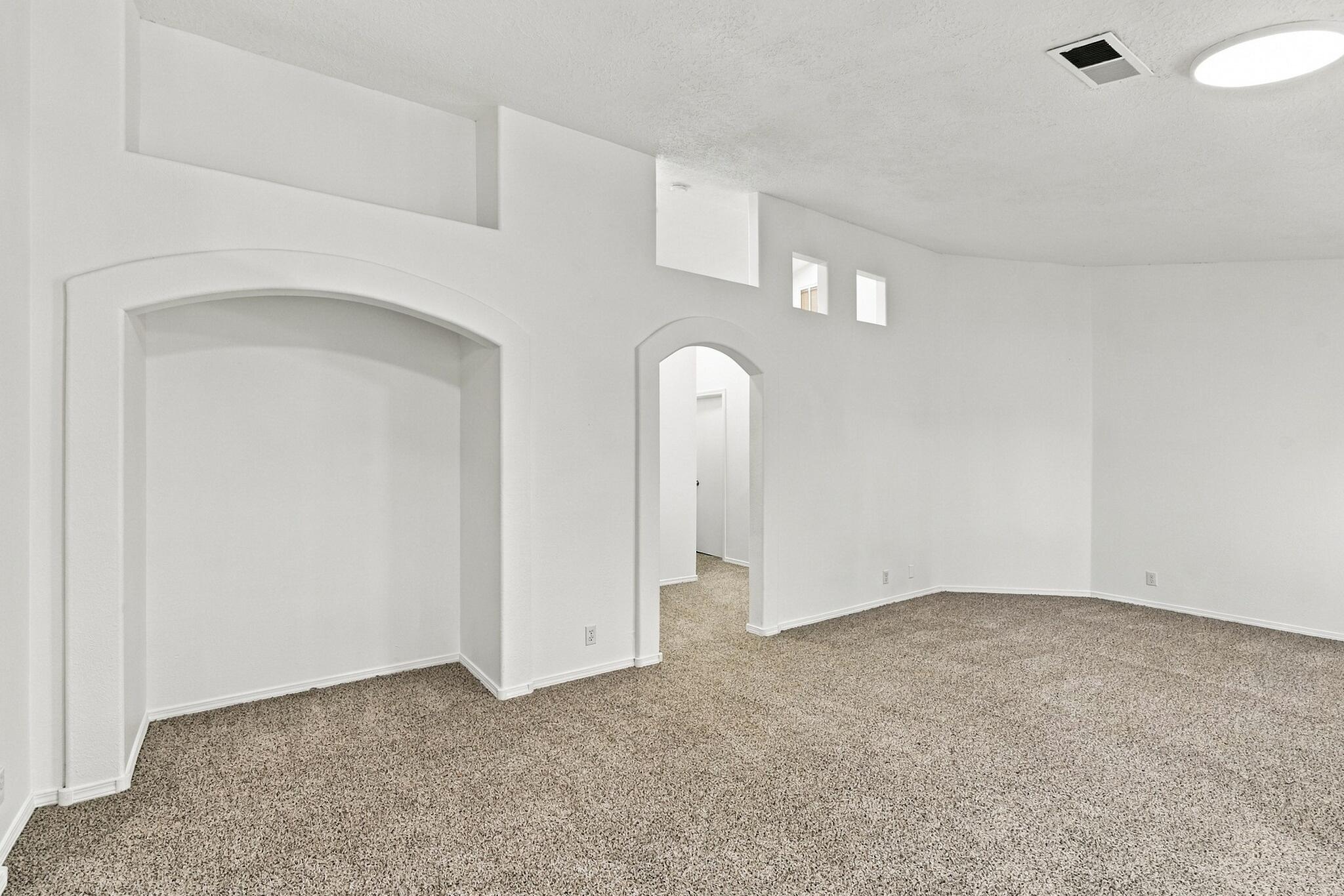 Photo 11 — 4752 Kelly Way NE
