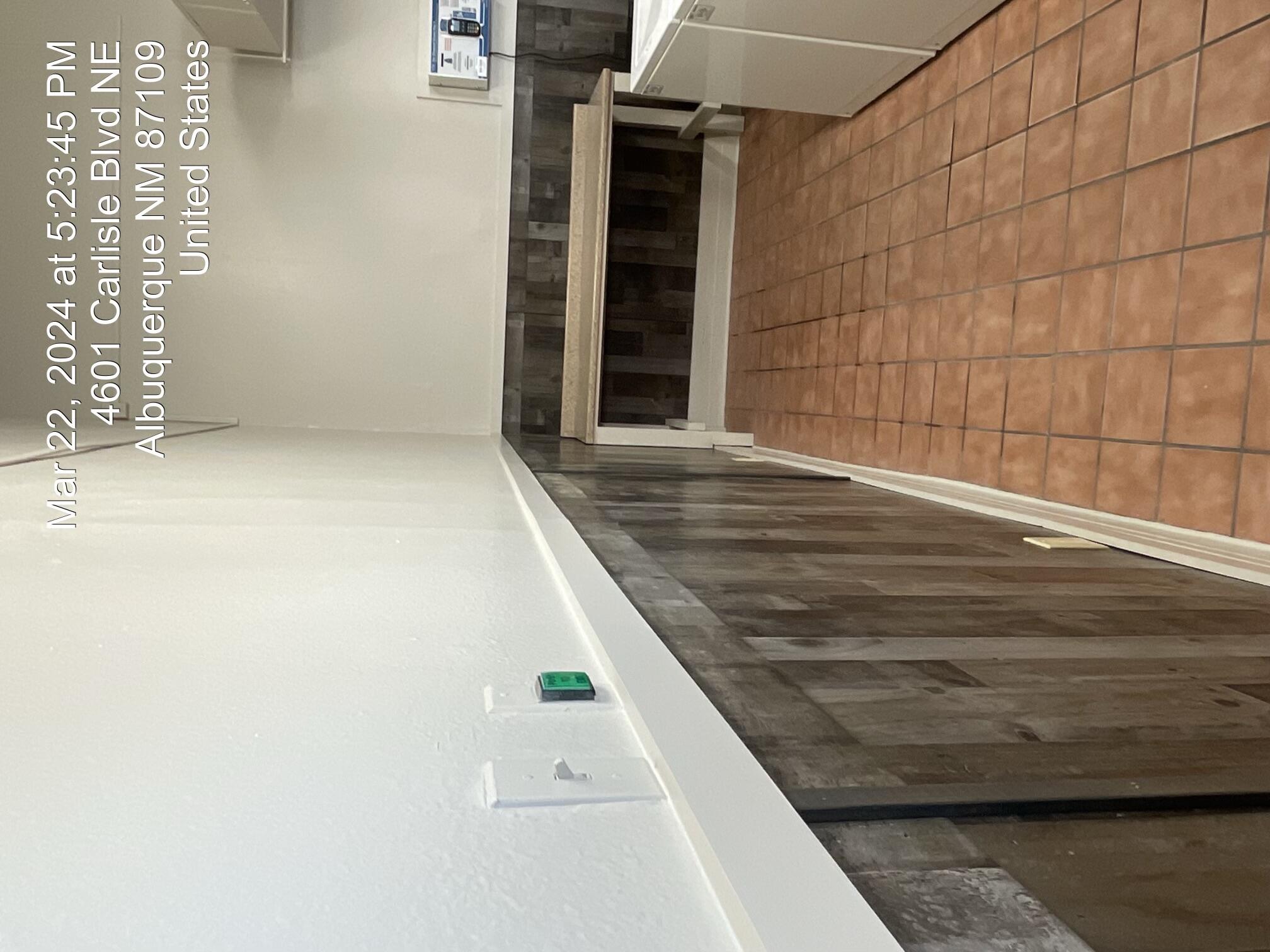 Photo 7 — 4601 Carlisle Boulevard NE D-03