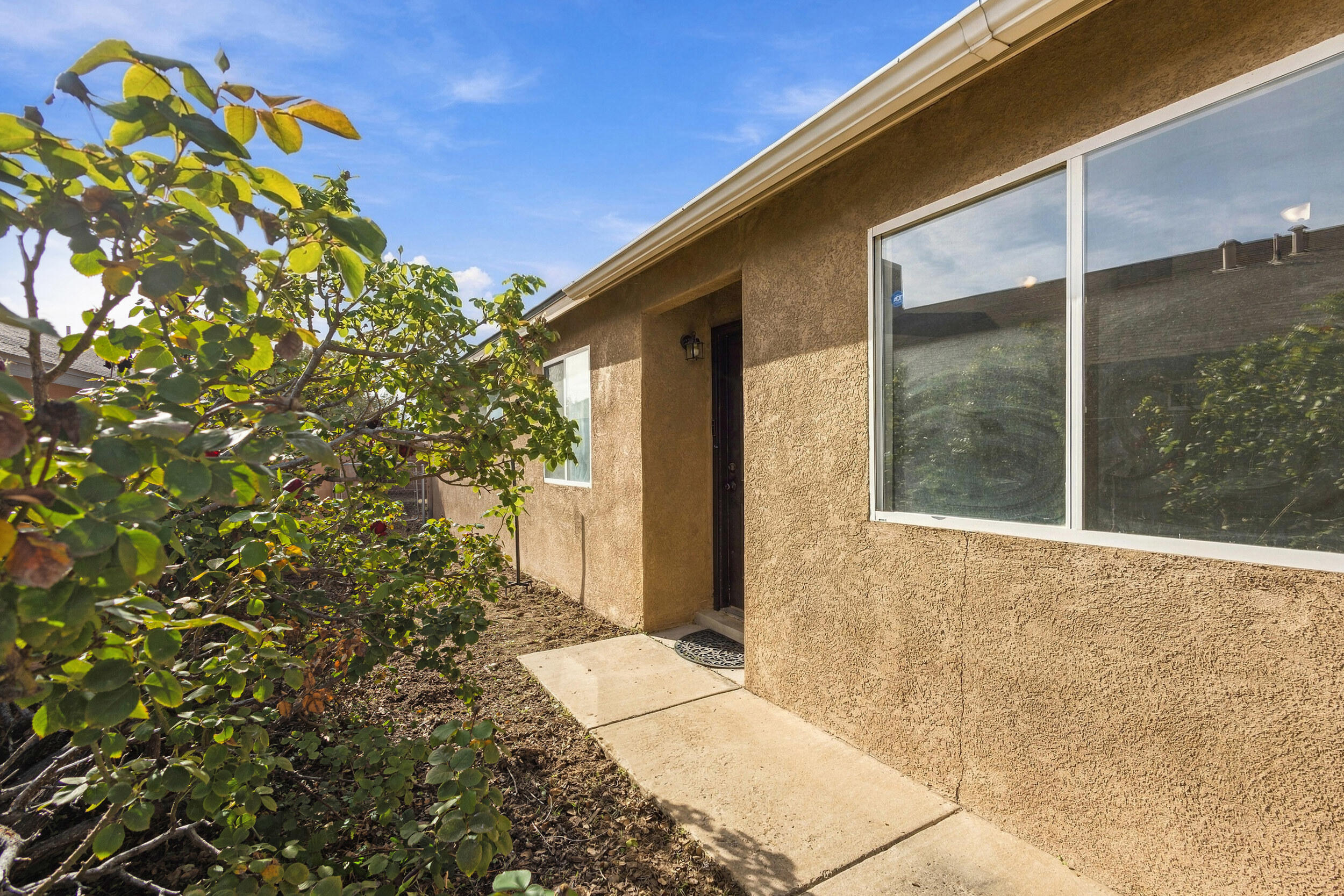 Photo 7 — 10404 Secret Oasis Avenue SW