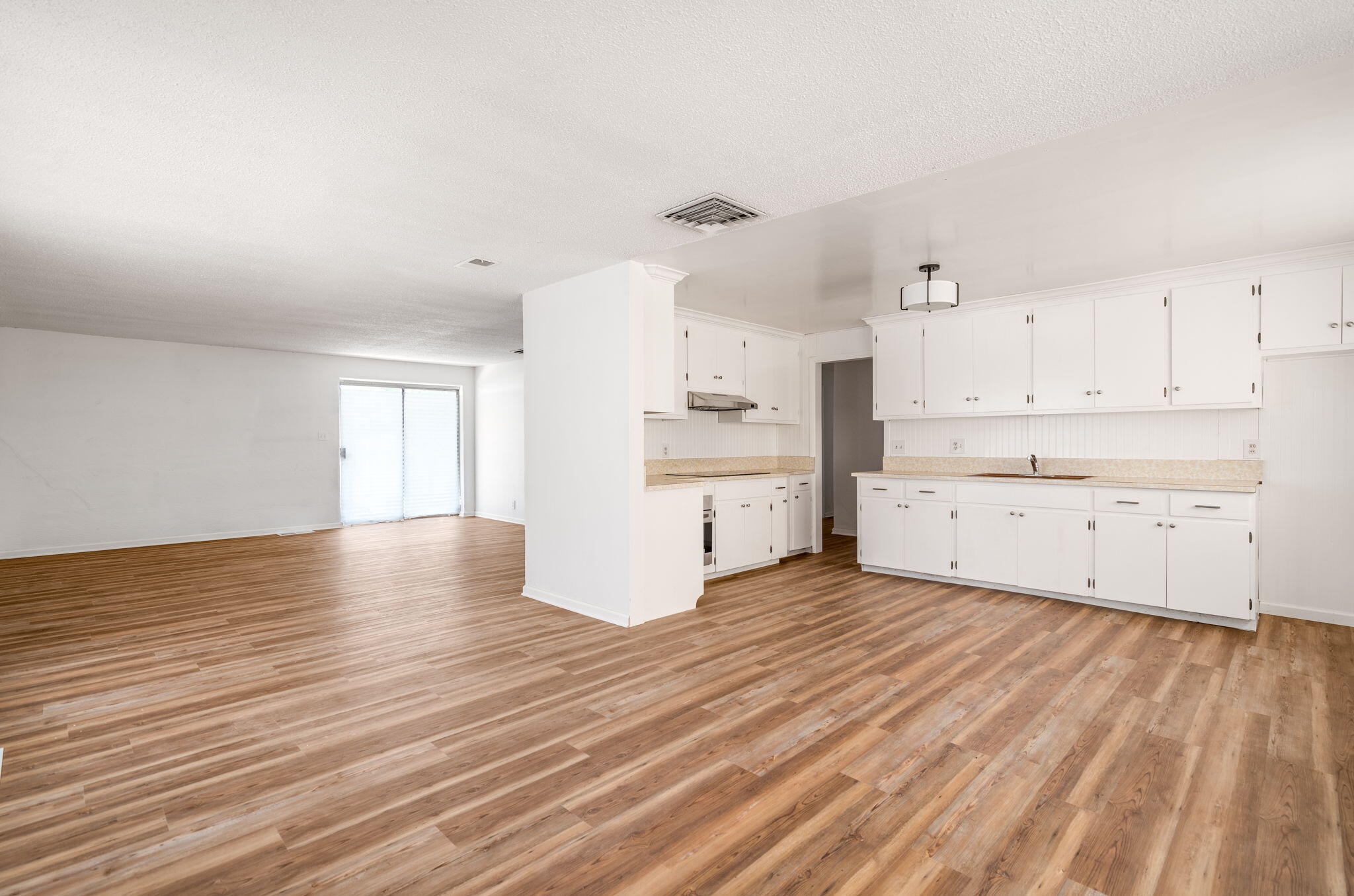 Photo 20 — 3212 De Vita Road SW