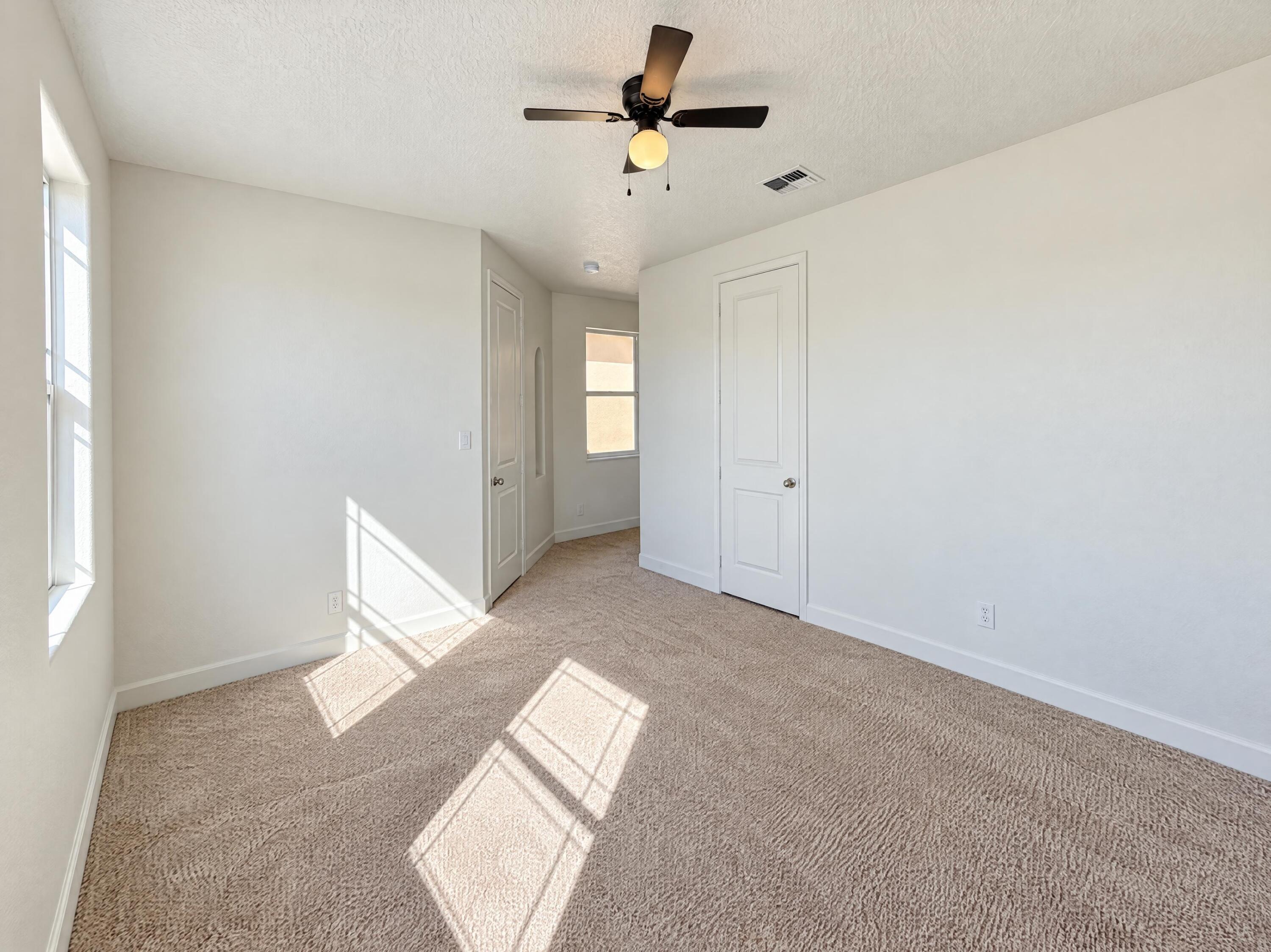Photo 3 — 2640 Vista Manzano Loop NE