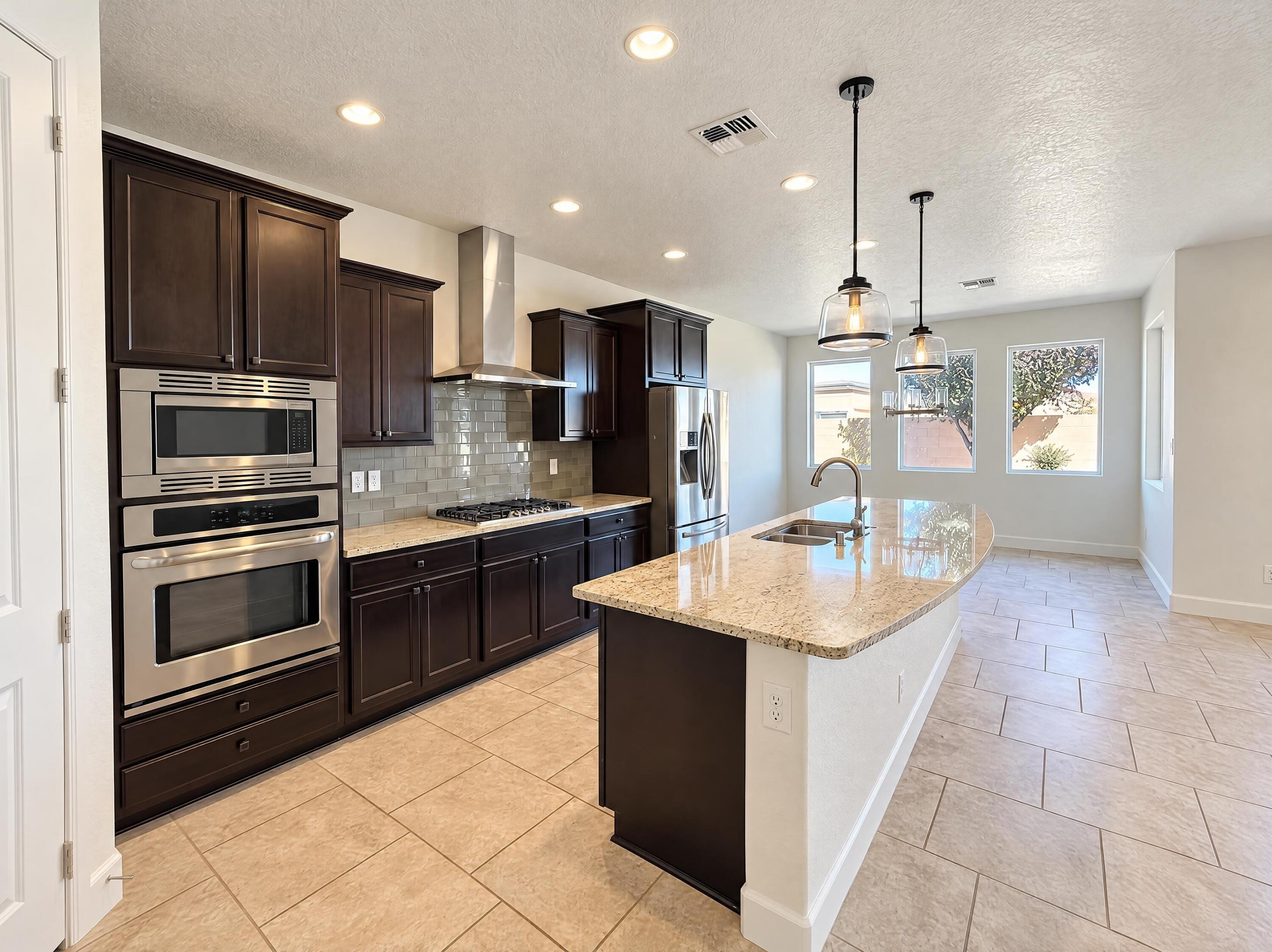 Photo 11 — 2640 Vista Manzano Loop NE