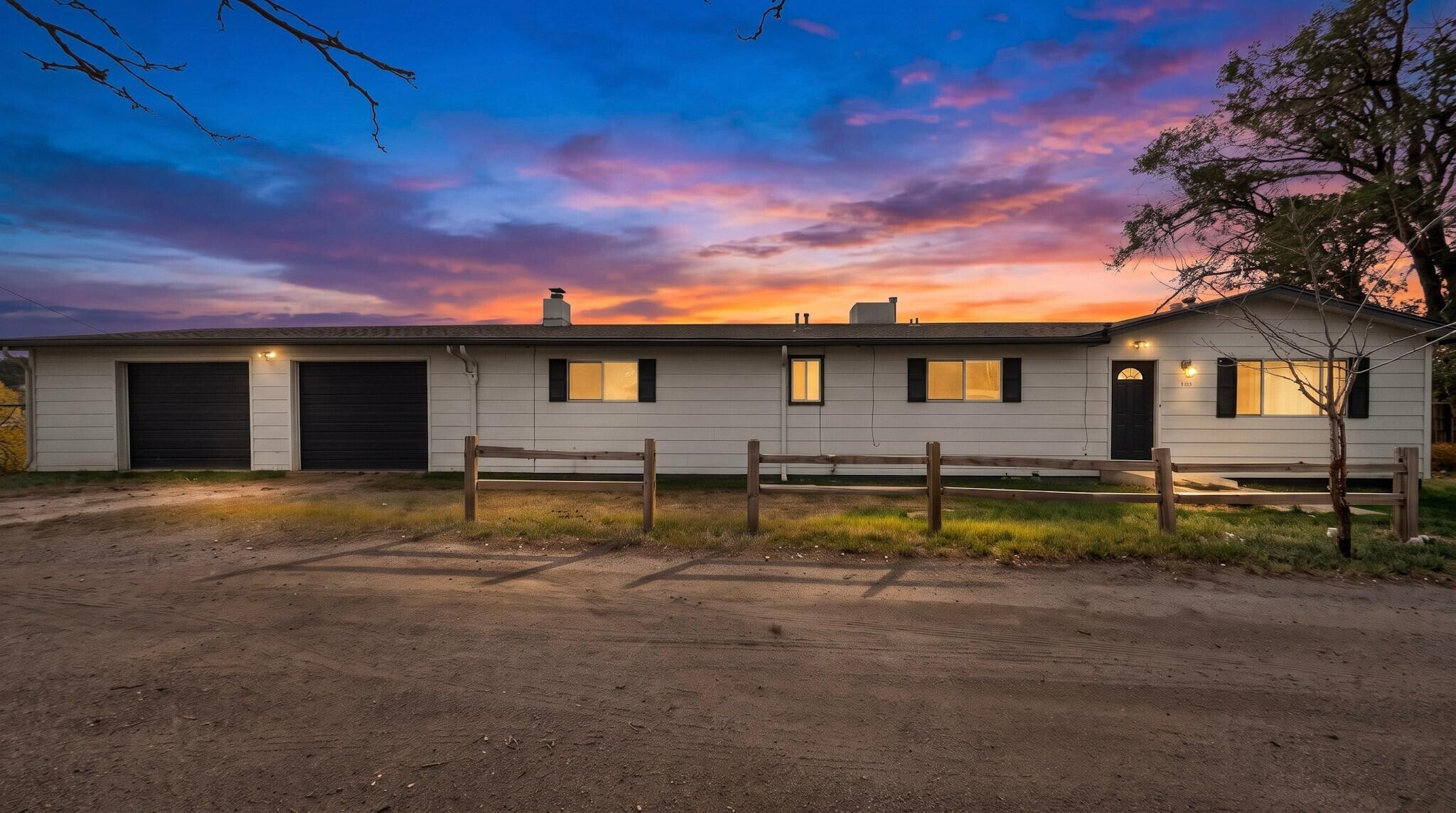 124 Rincon Loop Loop, Tijeras, NM 87059