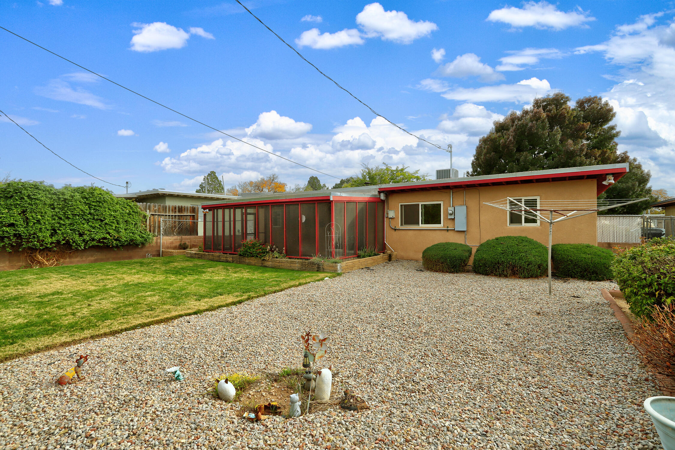 Photo 19 — 4813 Palo Duro Avenue NE