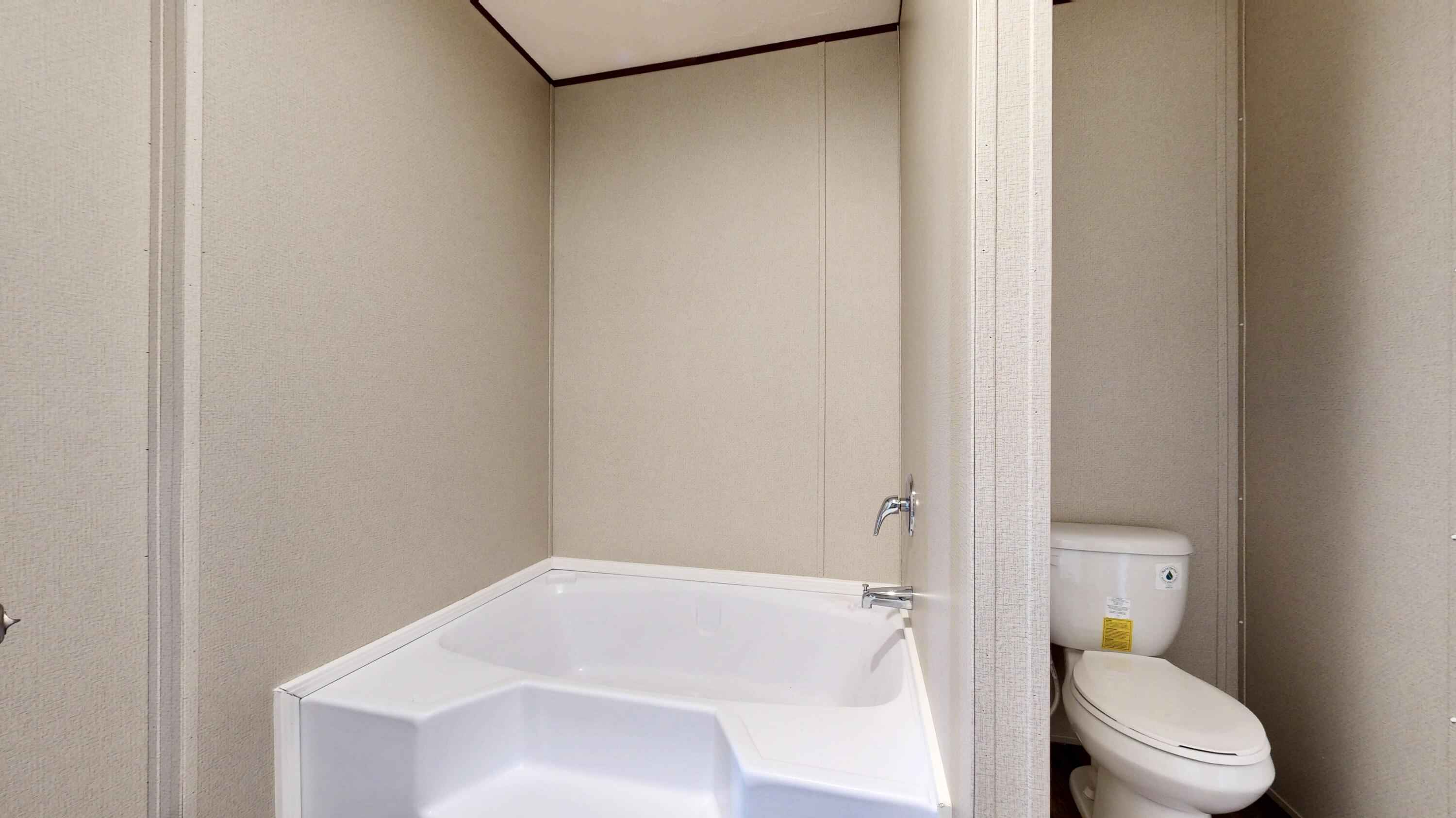 Photo 6 — 15 El Prado Drive