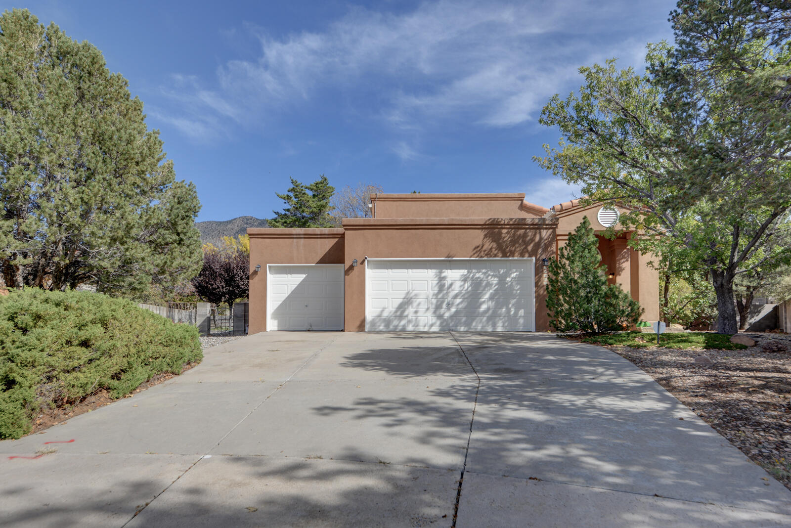 13413 Pinnacle Court NE