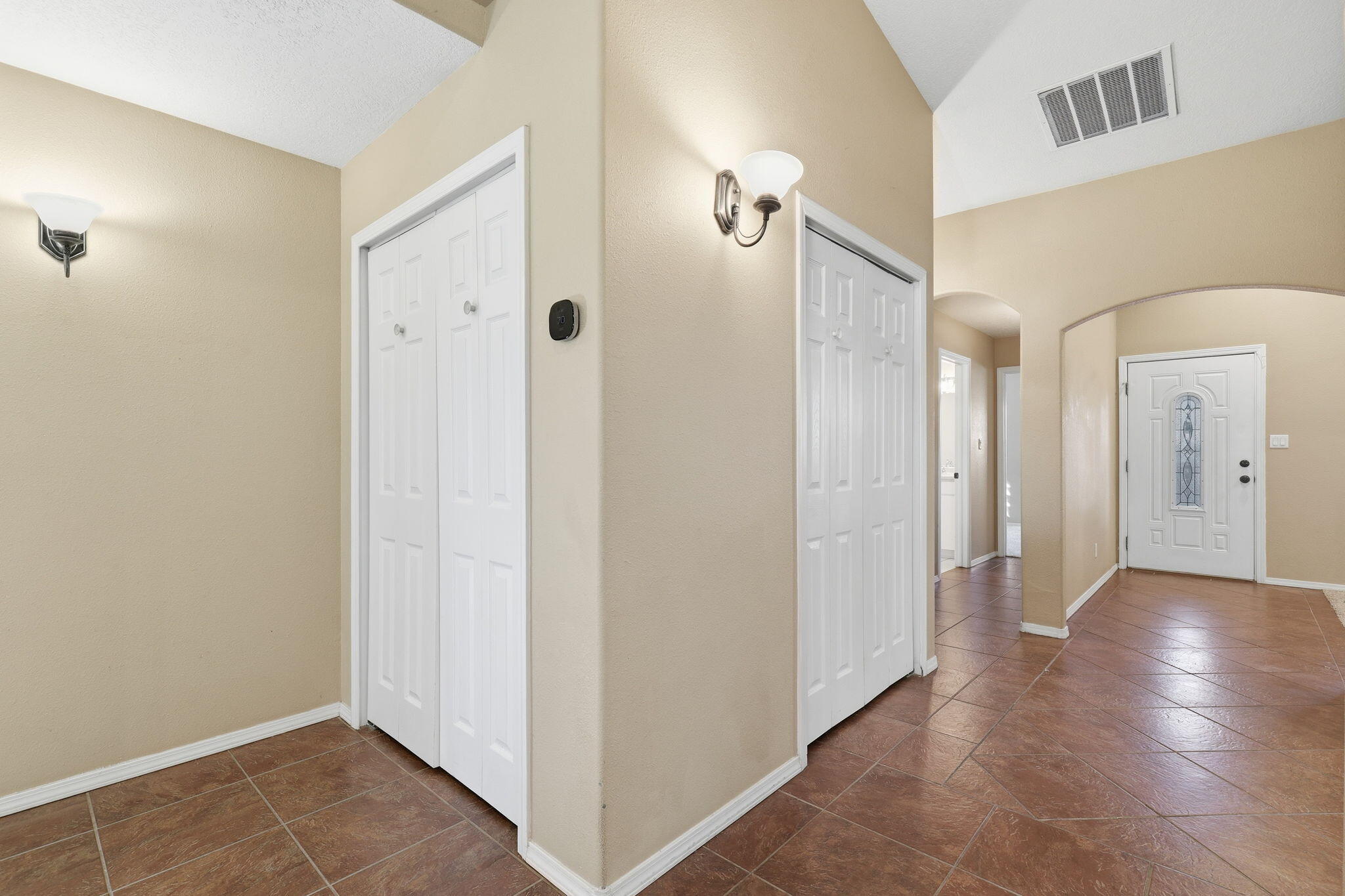 Photo 19 — 3202 May Circle SE