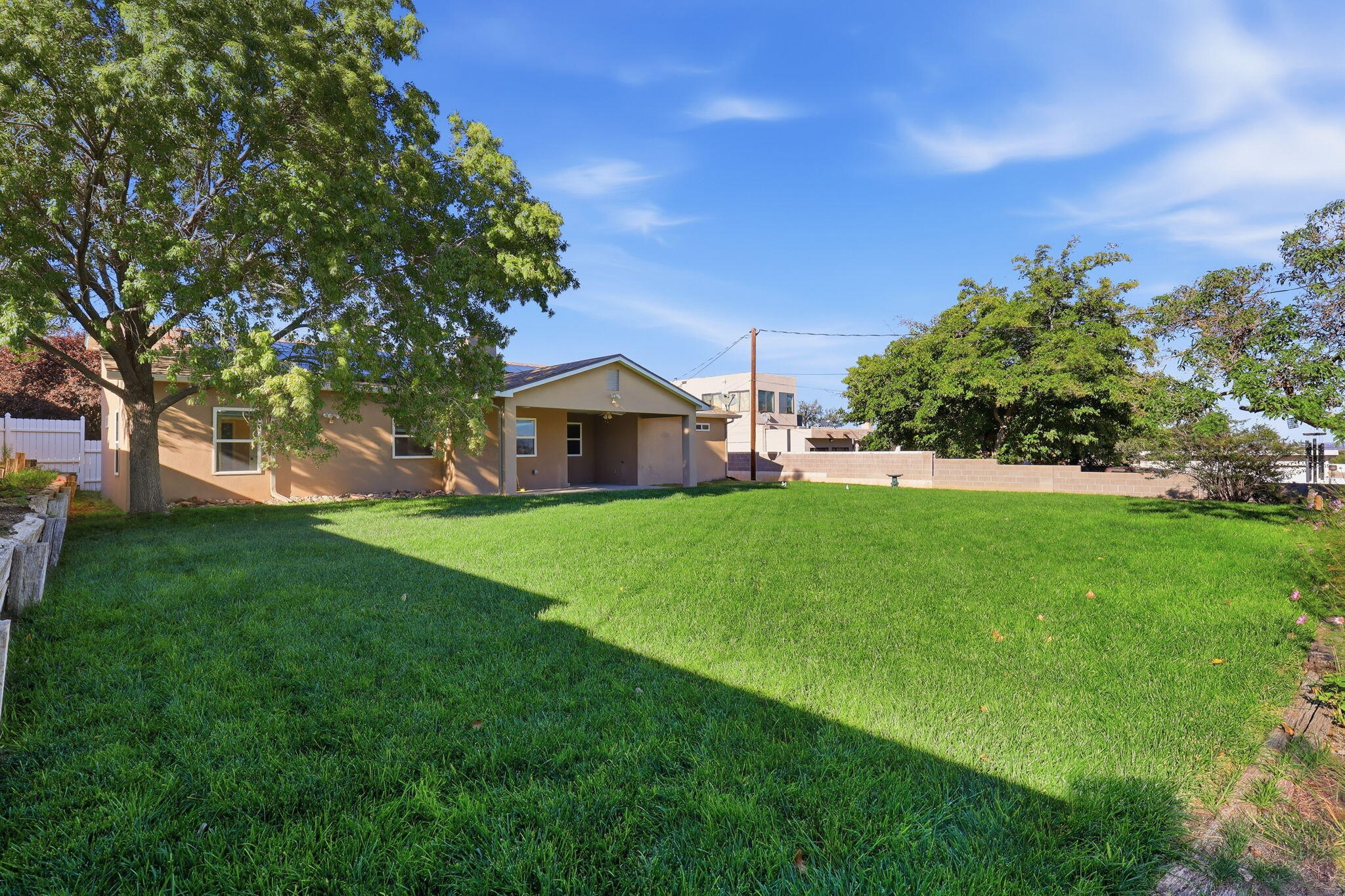 Photo 8 — 3202 May Circle SE