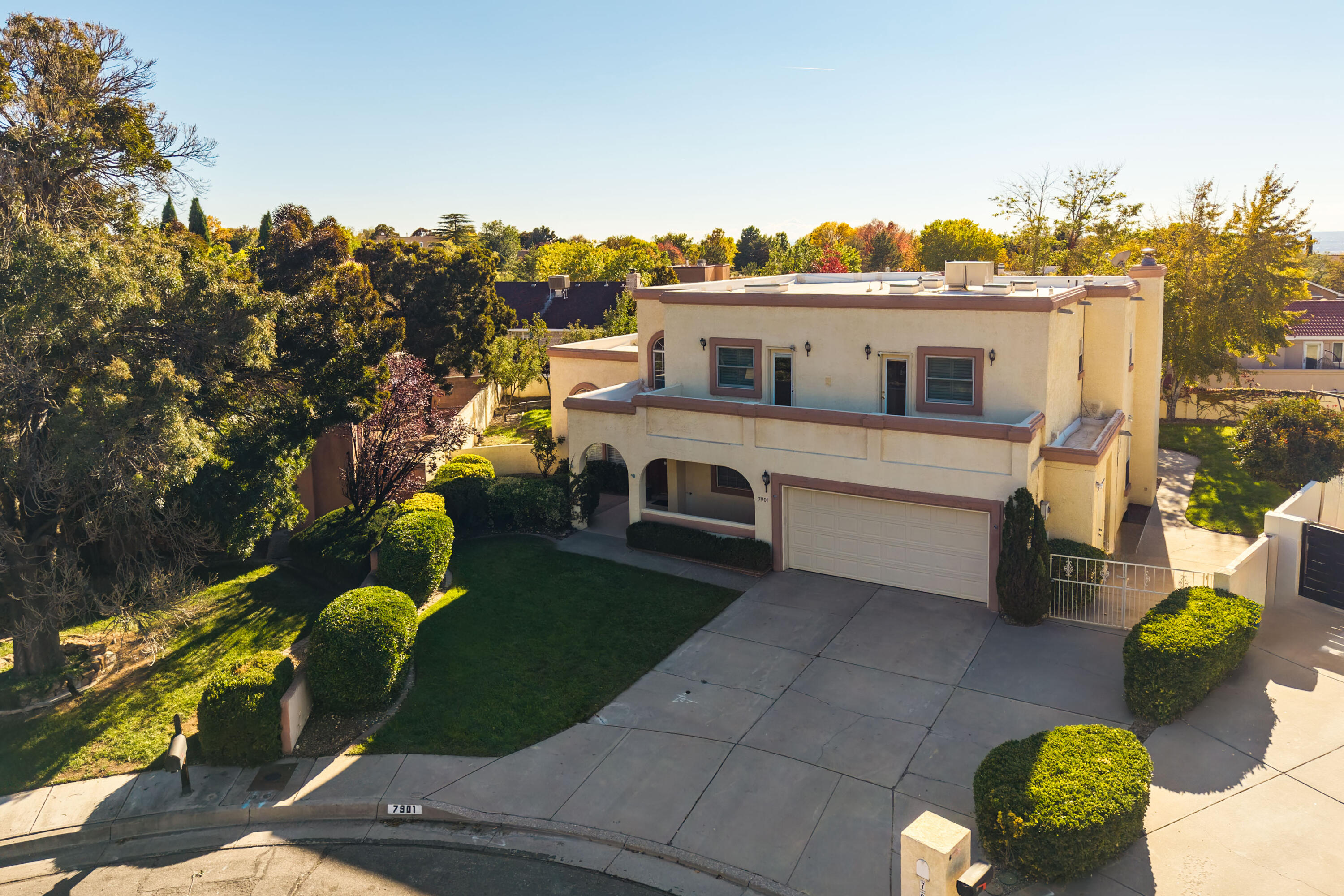 Photo 9 — 7901 Rosas Court NE
