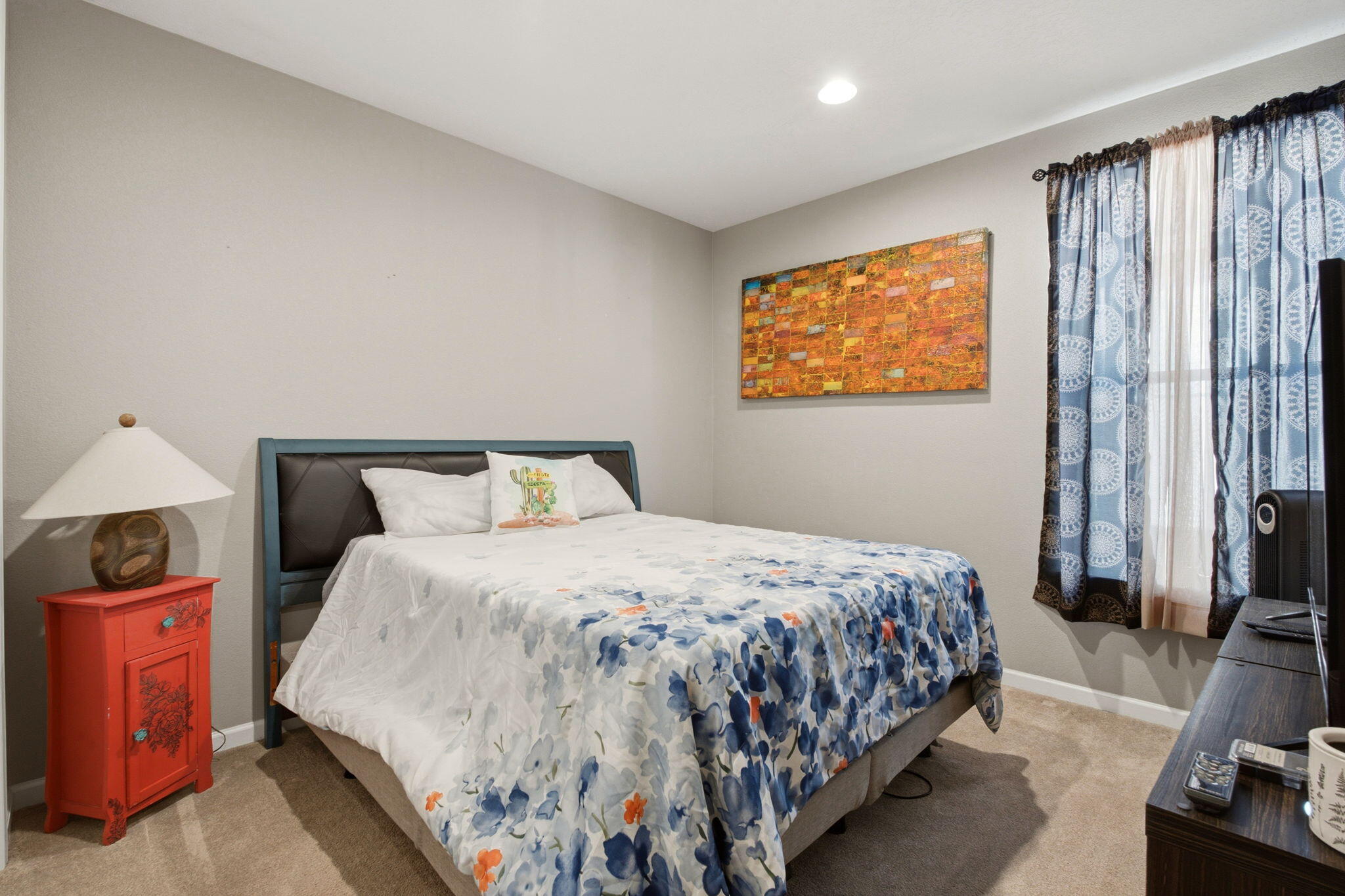 Photo 12 — 12124 Bear Valley Lane NW