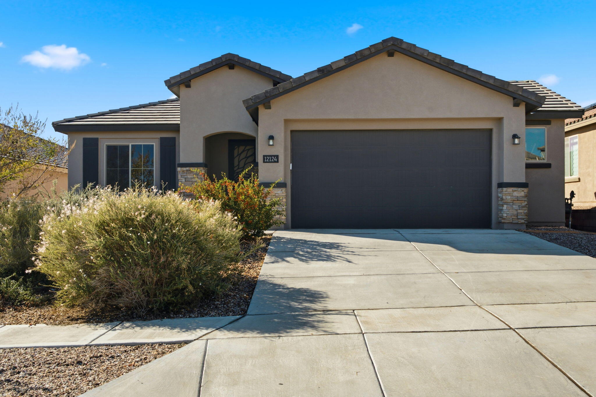 Photo 7 — 12124 Bear Valley Lane NW