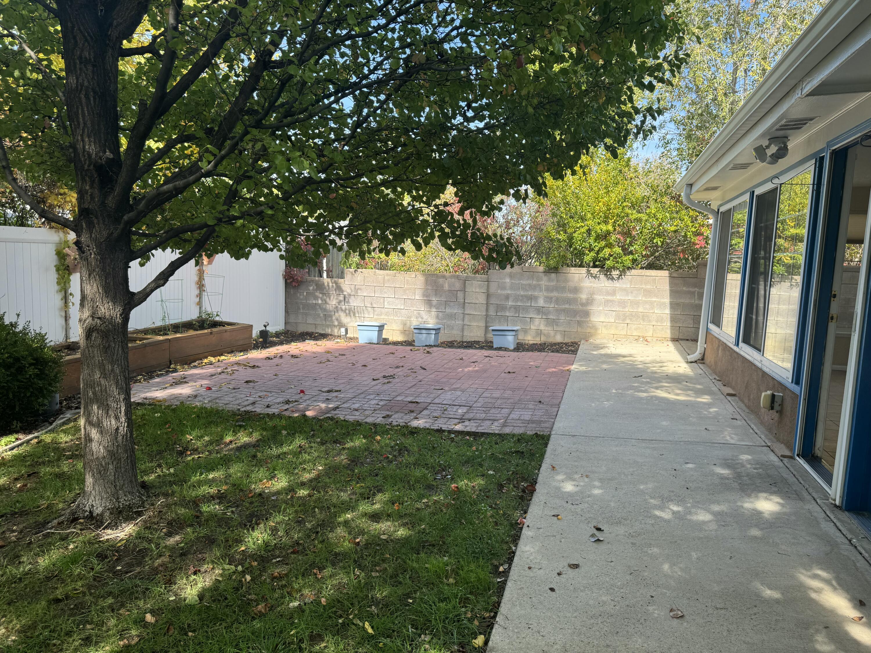 Photo 12 — 1405 Marron Circle NE