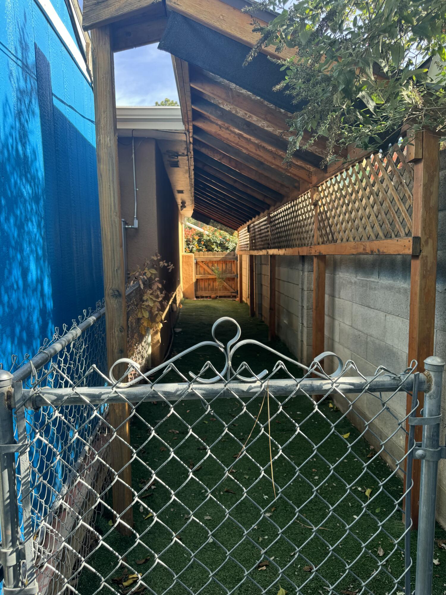 Photo 3 — 1405 Marron Circle NE
