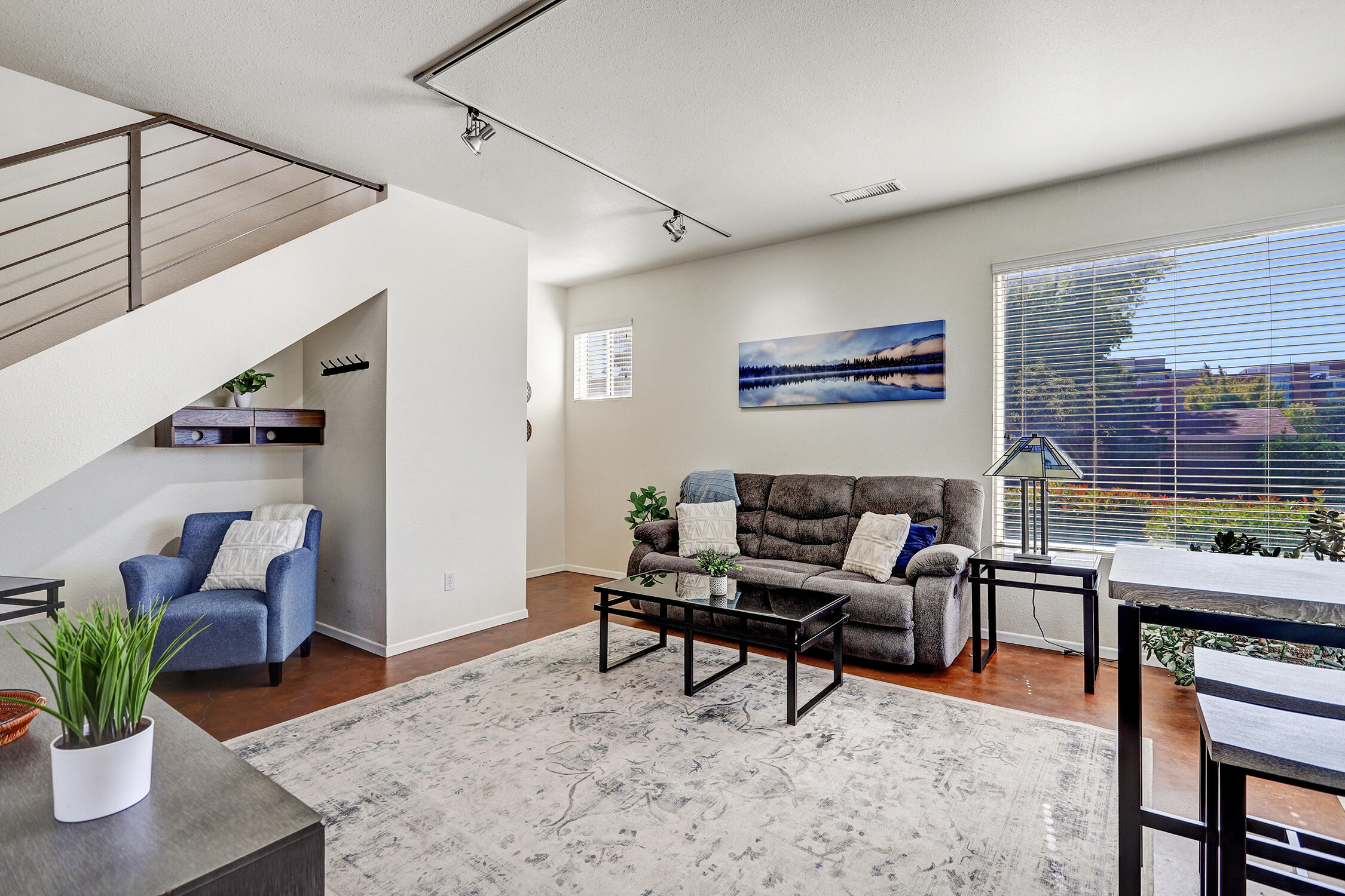 Photo 16 — 1101 Dr Martin Luther King Jr Avenue NE APT 3
