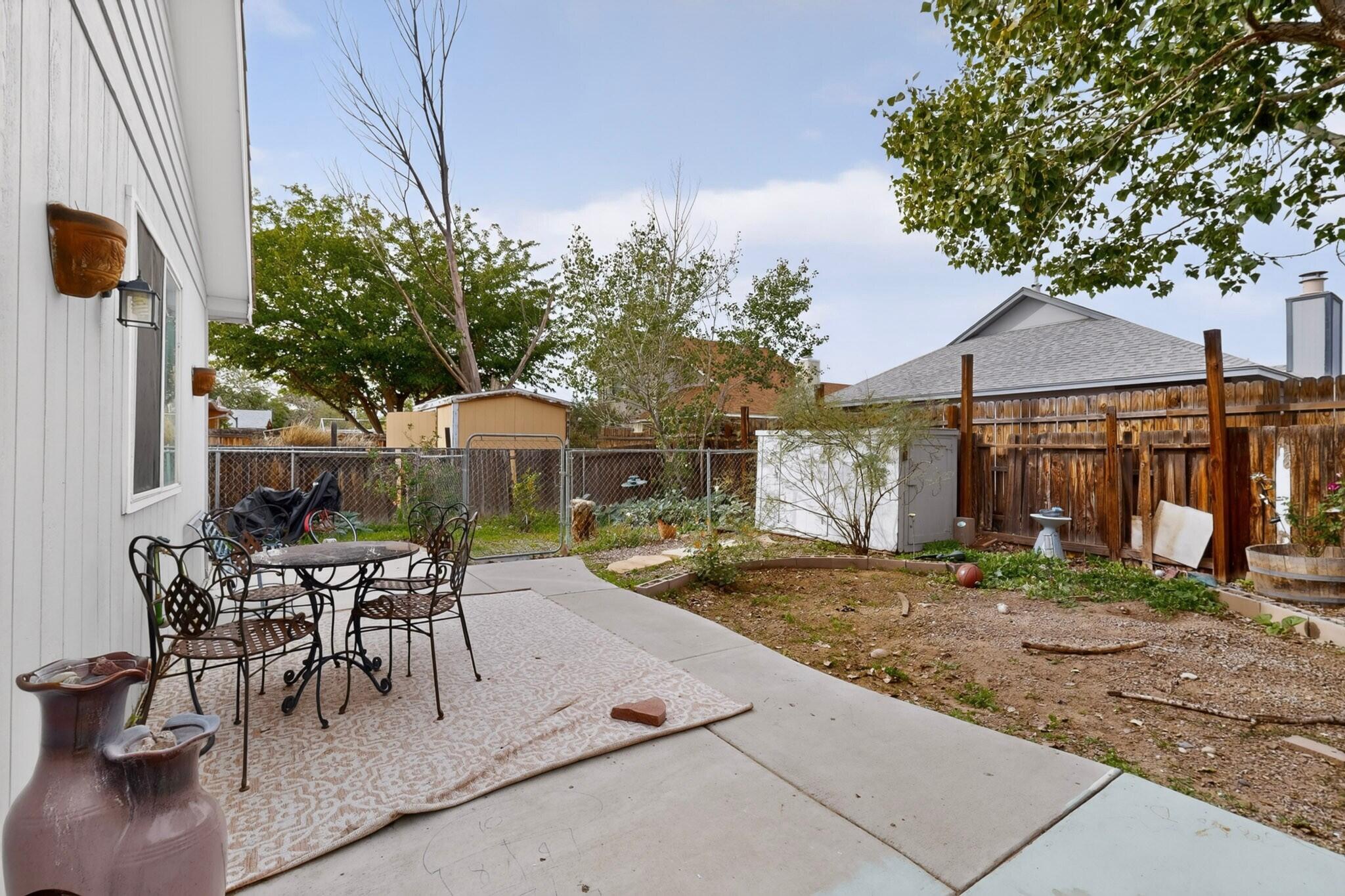 Photo 4 — 6523 Azuelo Avenue NW