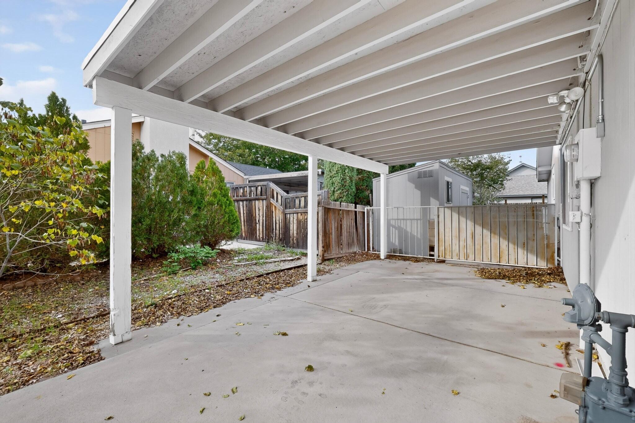 Photo 13 — 6523 Azuelo Avenue NW