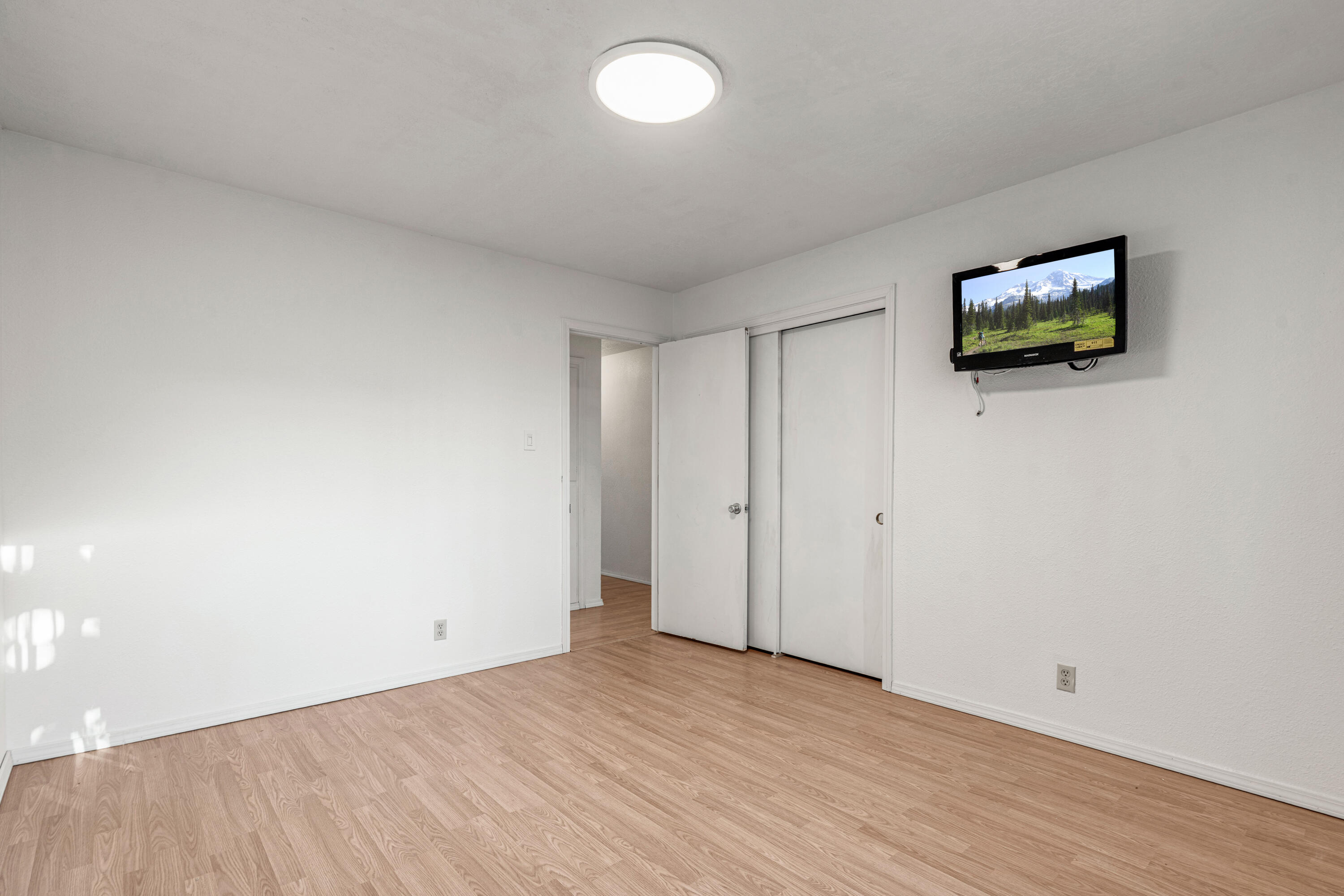 Photo 3 — 3716 General Stilwell Street NE