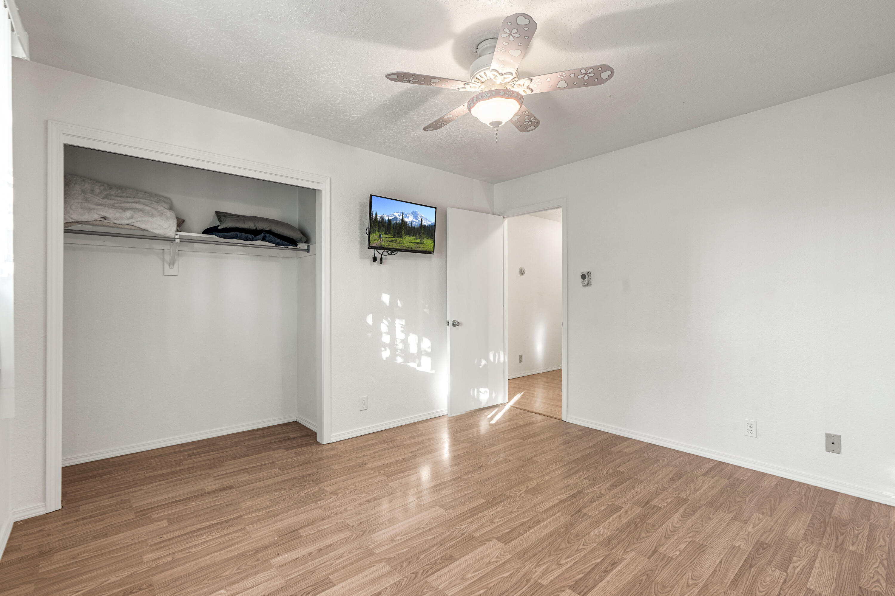 Photo 5 — 3716 General Stilwell Street NE