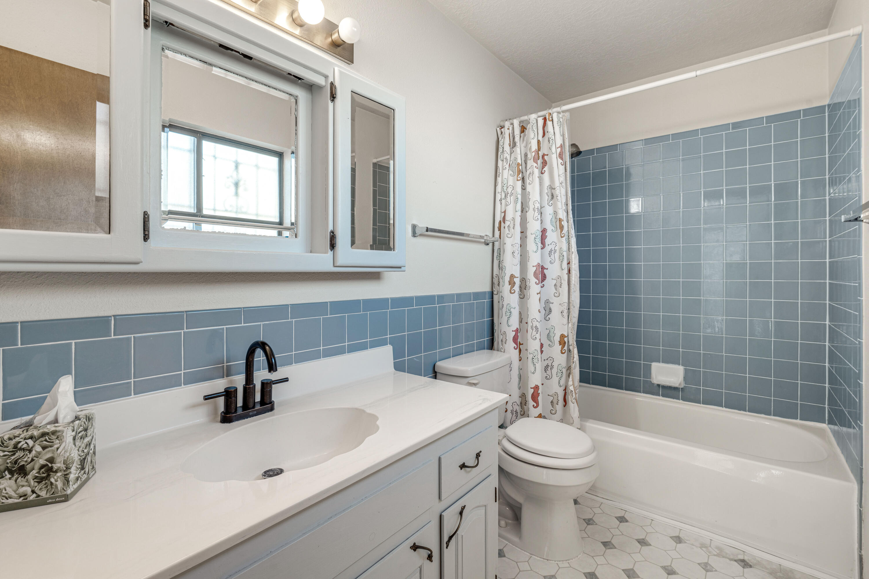 Photo 6 — 3716 General Stilwell Street NE
