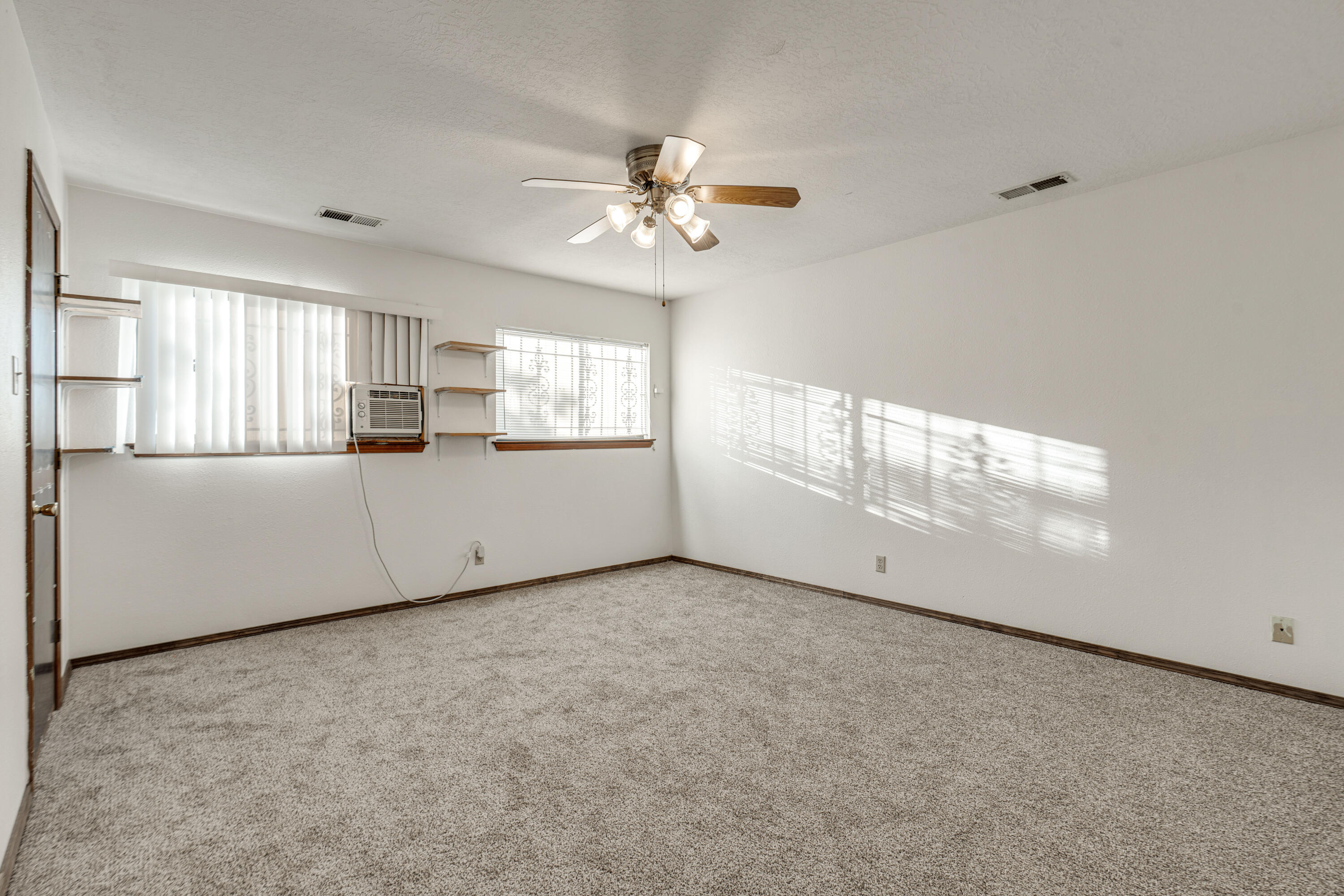 Photo 11 — 3716 General Stilwell Street NE