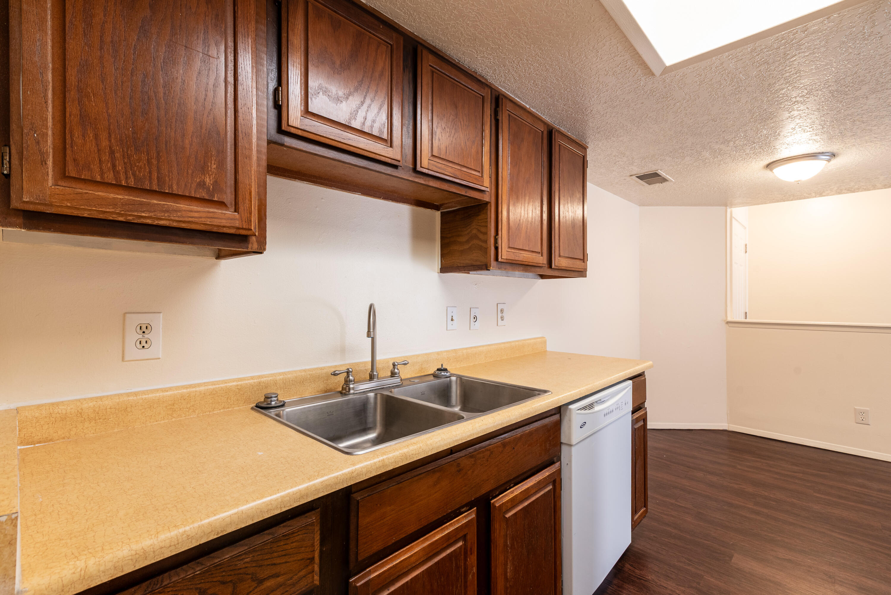 Photo 4 — 3524 Tyson Place NE A