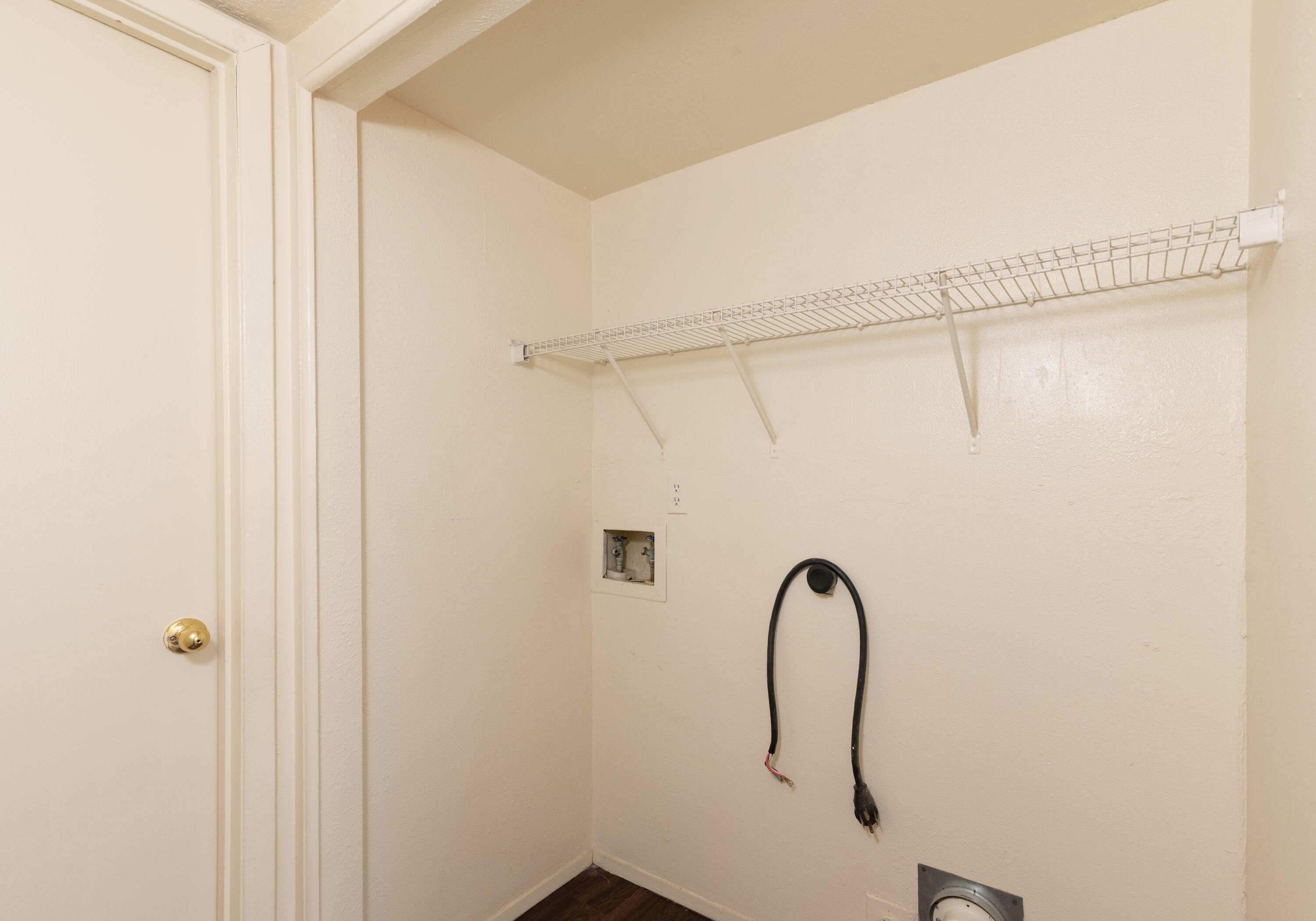 Photo 5 — 3524 Tyson Place NE A