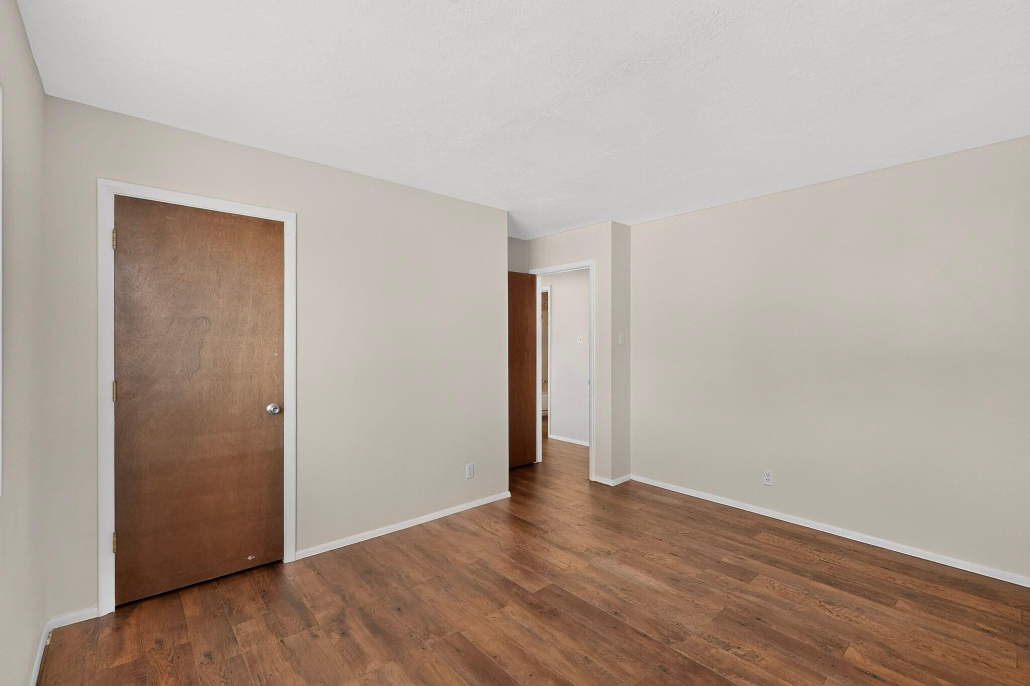 Photo 3 — 307 Santa Elena Road SE