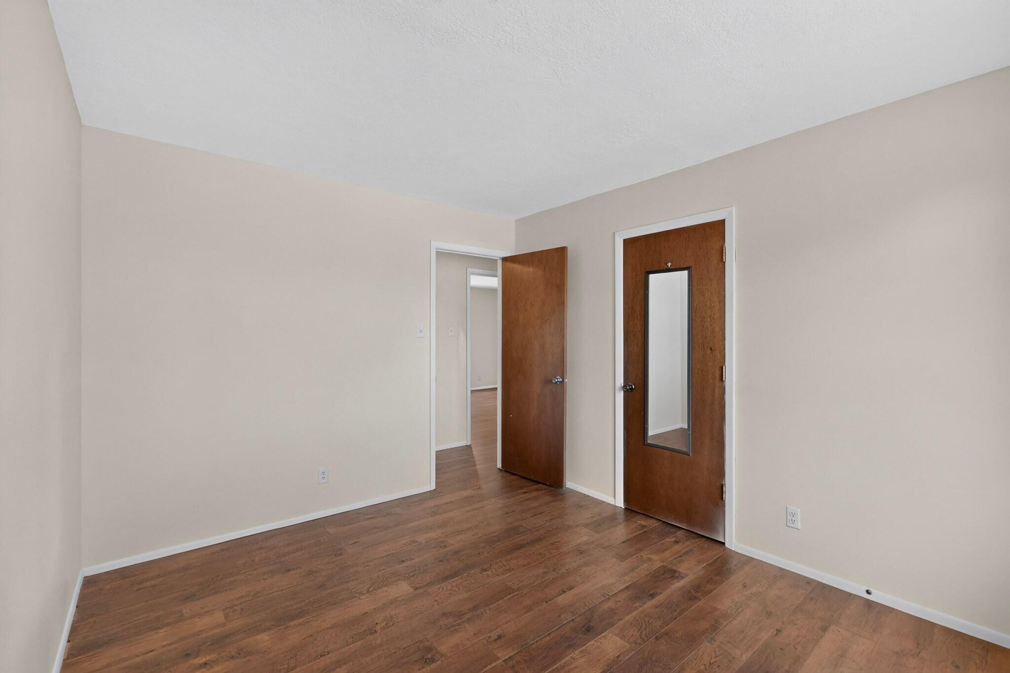 Photo 7 — 307 Santa Elena Road SE