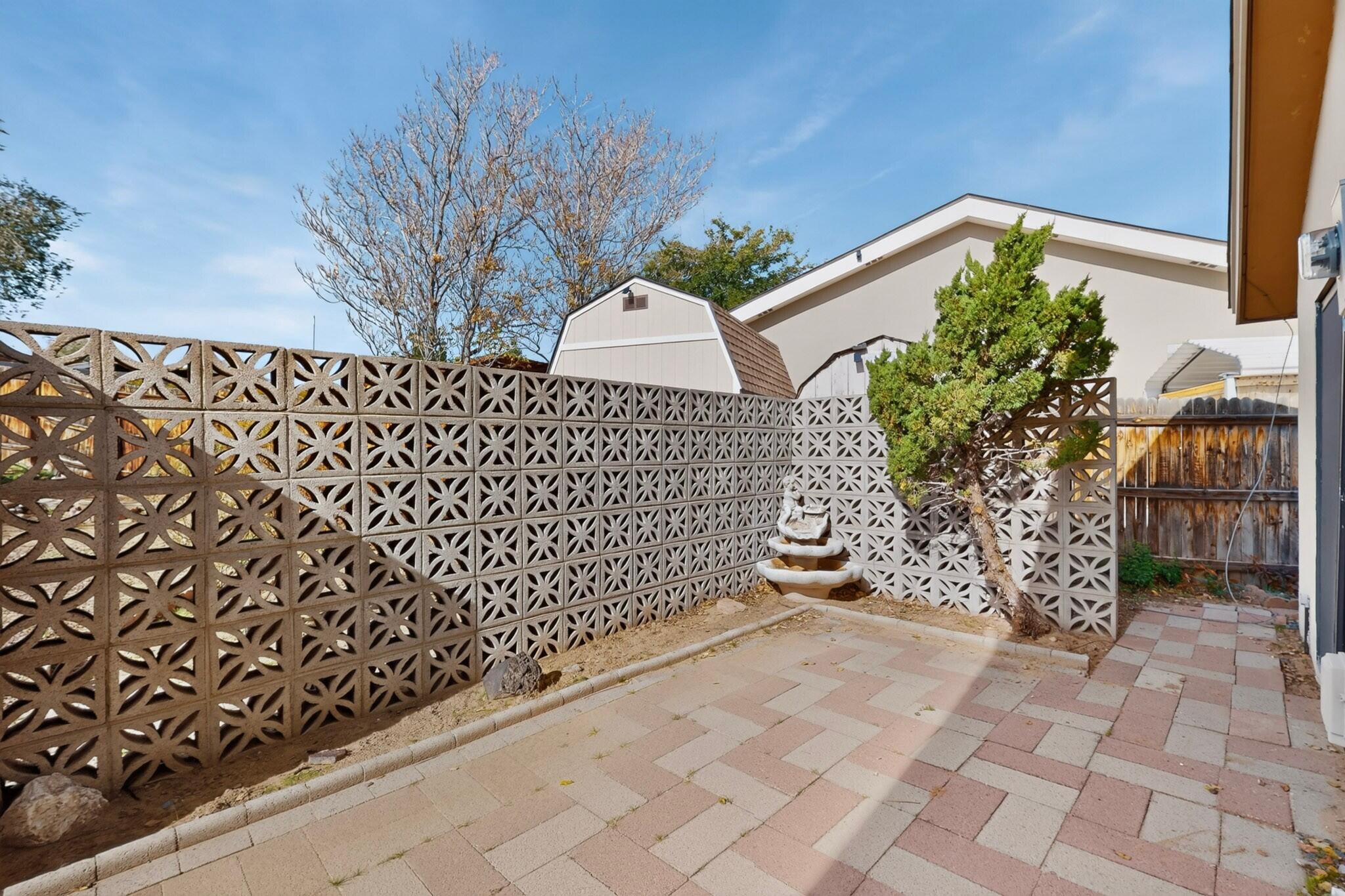 Photo 11 — 307 Santa Elena Road SE