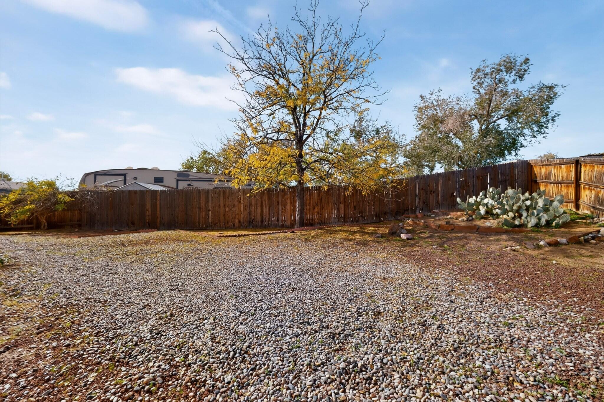 Photo 13 — 307 Santa Elena Road SE
