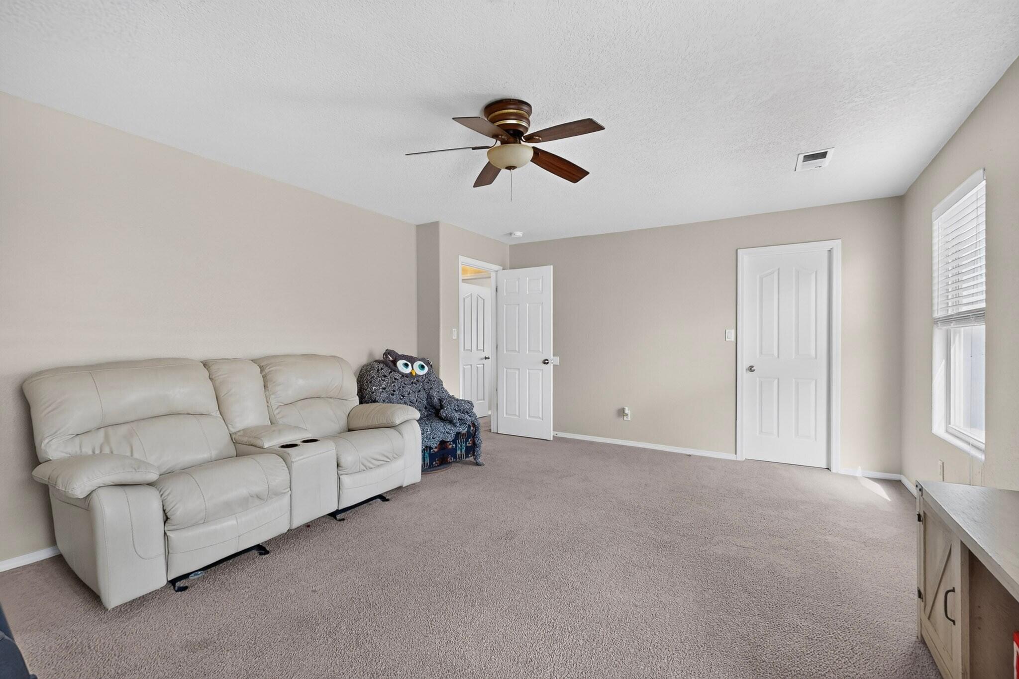 Photo 18 — 6452 Duero Place NW