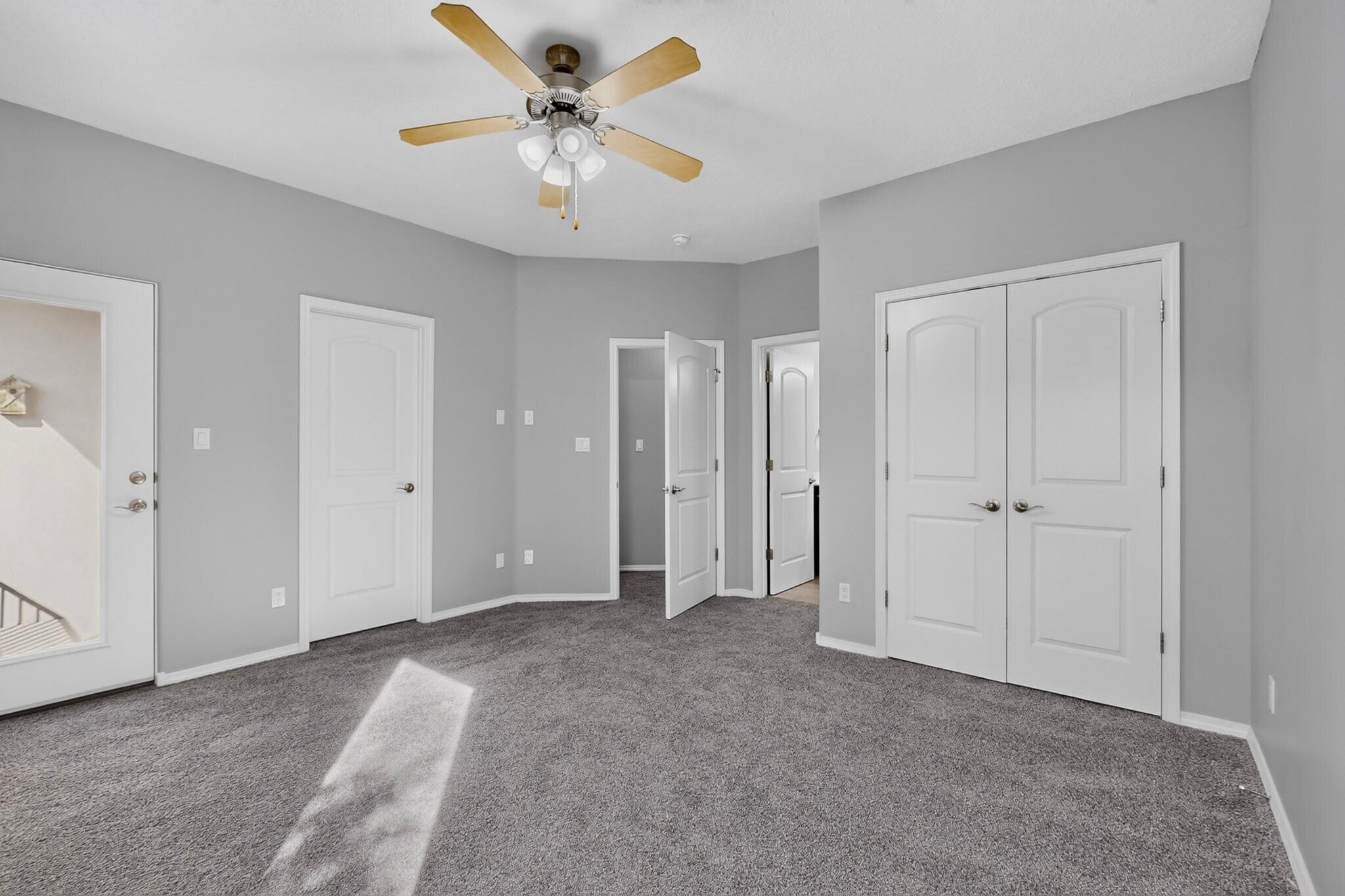 Photo 4 — 1608 Band Saw Drive NW