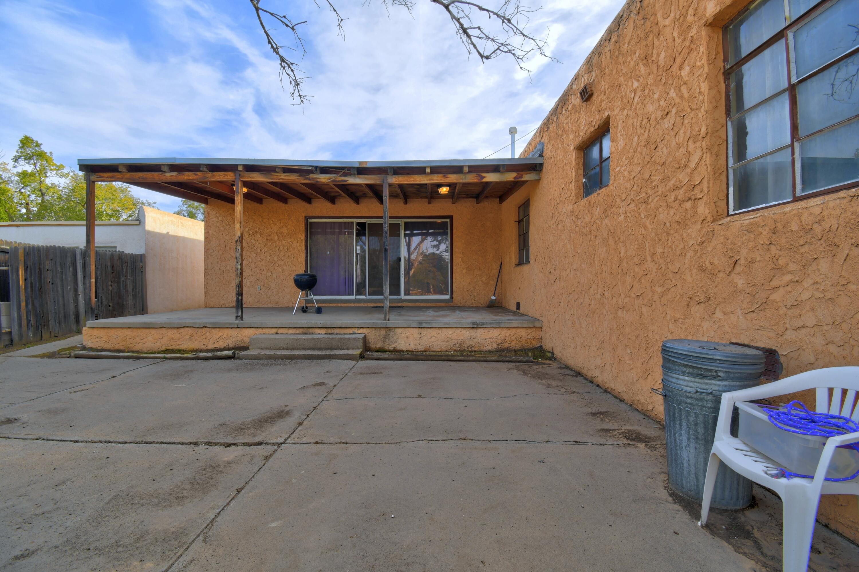 Photo 9 — 505 Bryn Mawr Drive SE