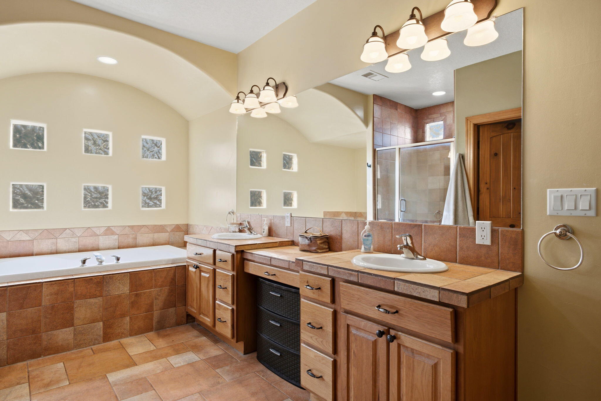 Photo 17 — 8011 4th Street NW