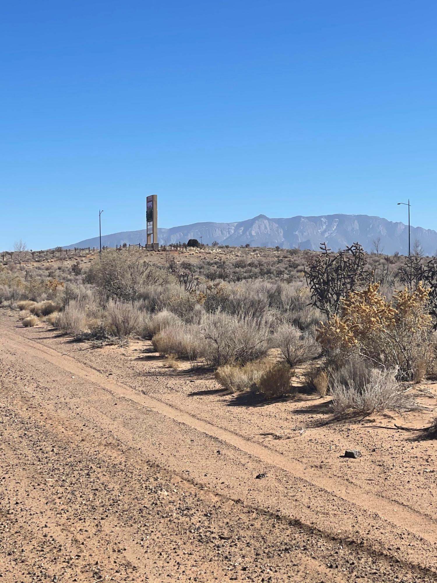 1821 Bruening Avenue NE, Rio Rancho, NM 87144