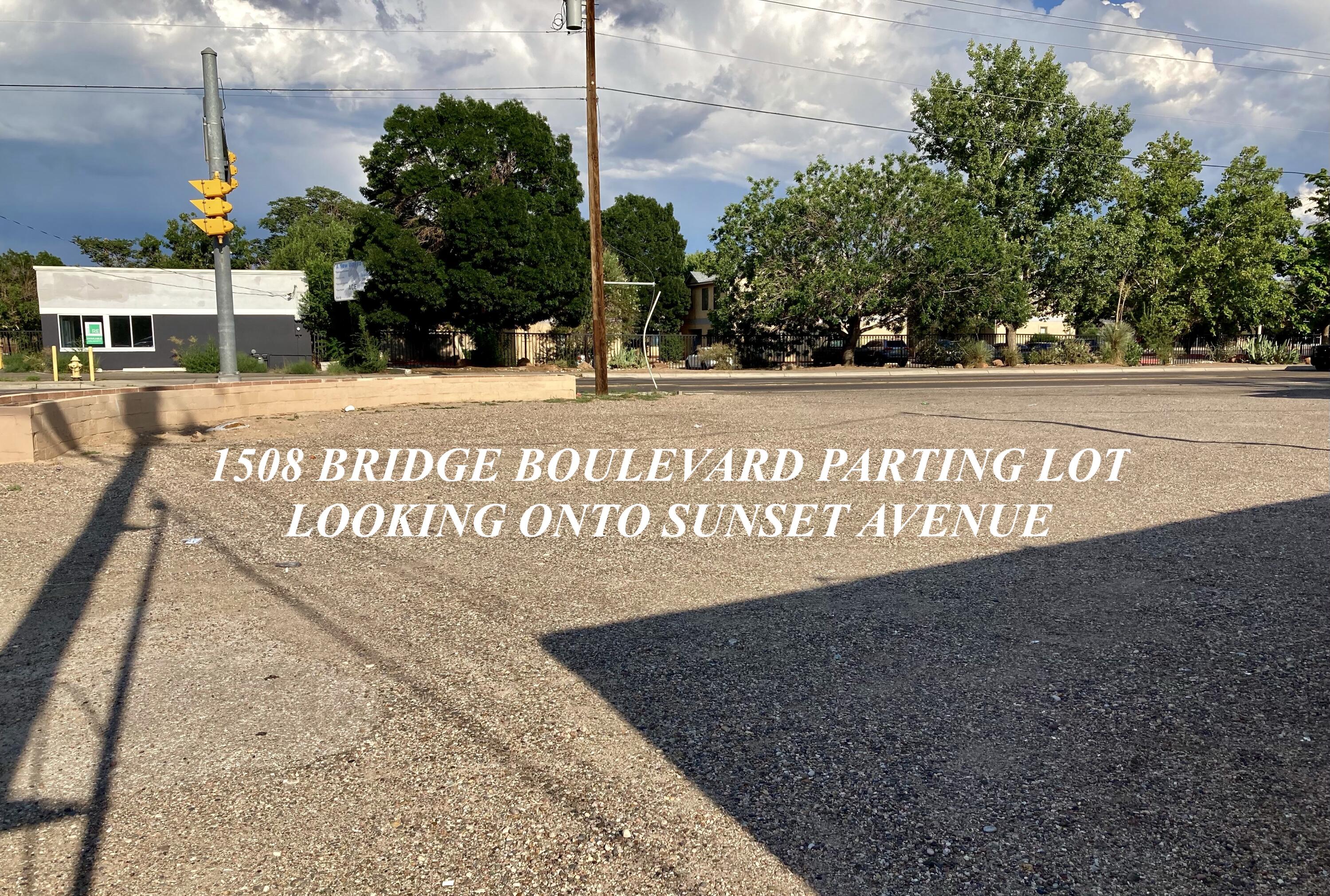 Photo 7 — 1500, 1508 S Bridge Boulevard SW